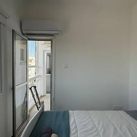 Two Bedroom In Downtown Larnaka